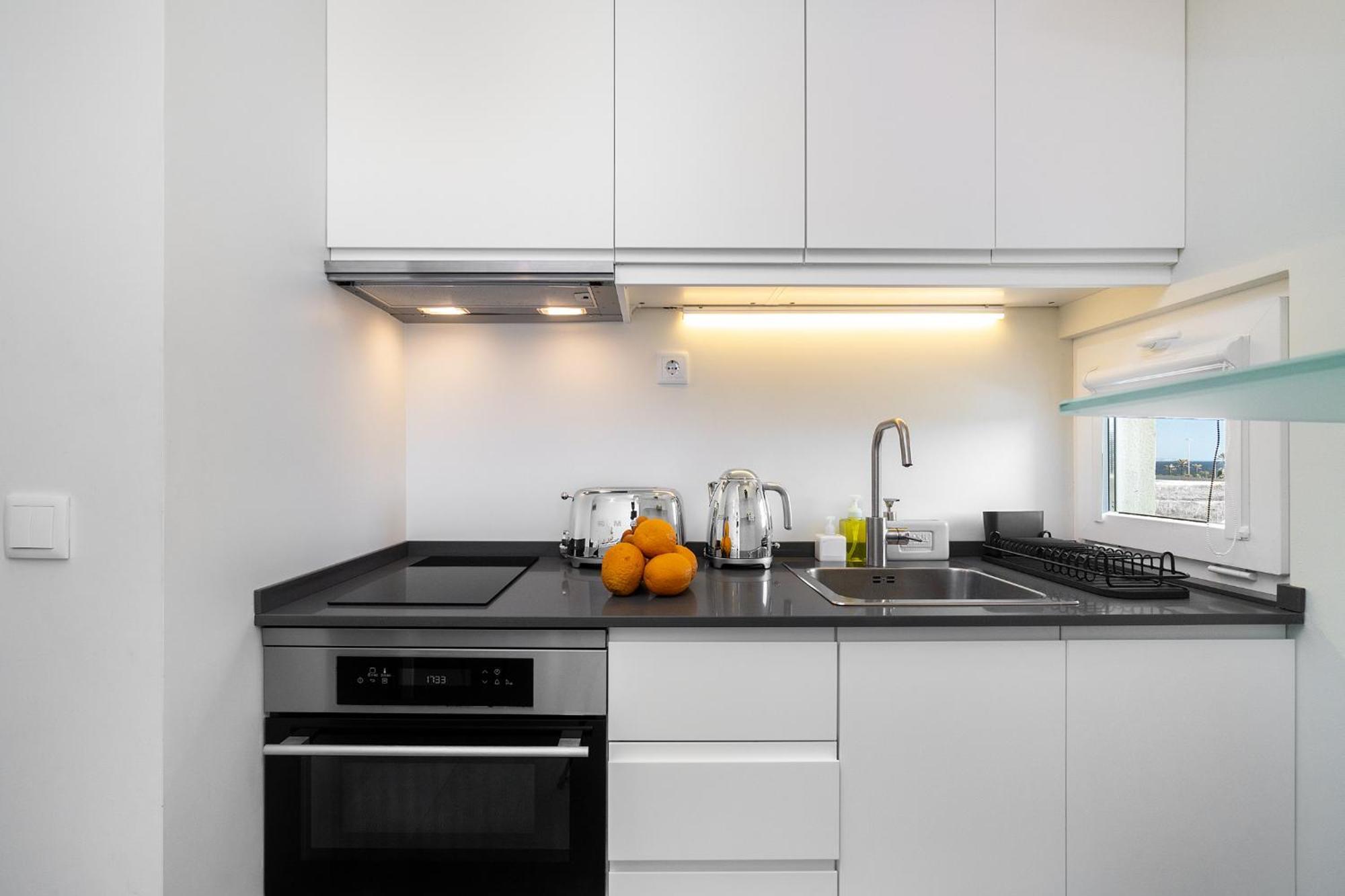 Whome Study & Surf Carcavelos 1-Bed By Beach & Nova Sbe Eksteriør billede